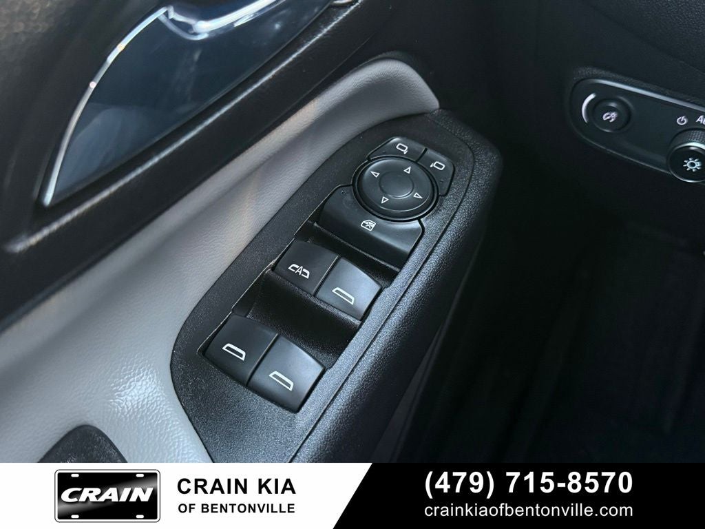 2021 Chevrolet Equinox LS - CARFAX ONE OWNER
