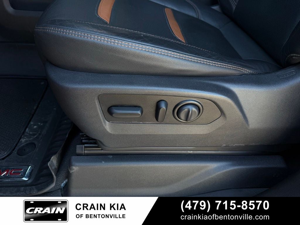 2021 GMC Sierra 1500 AT4 - 6" LIFT KIT! / 4WD / ONE OWNER