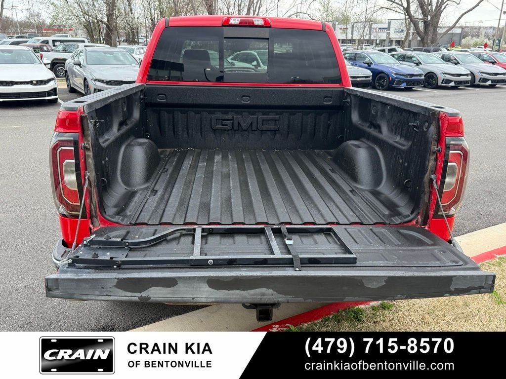 2017 GMC Sierra 1500 SLT - 4WD / SUNROOF / CLEAN CARFAX / ONE OWNER