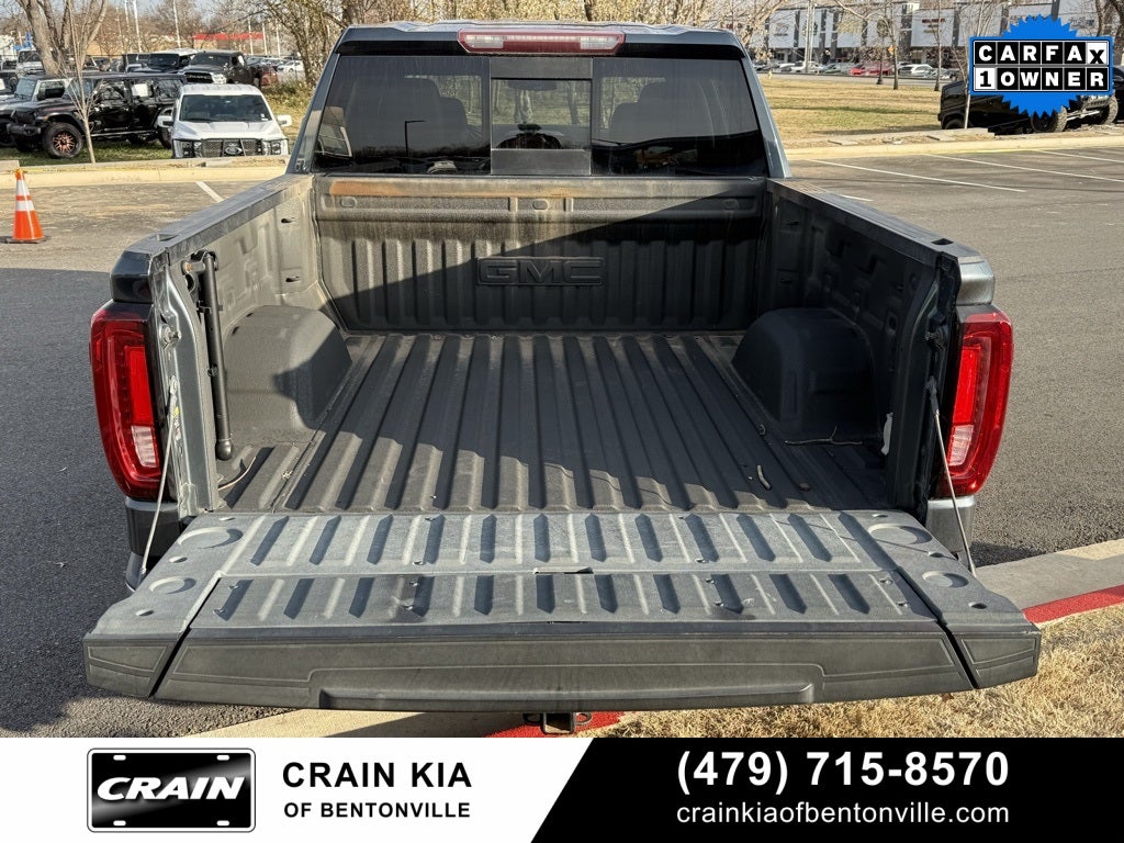 2021 GMC Sierra 1500 SLT - 4WD / CLEAN CARFAX / ONE OWNER