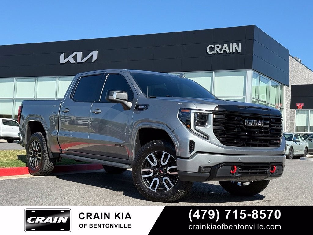 2024 GMC Sierra 1500 AT4 - 4WD / SUNROOF / CLEAN CARFAX