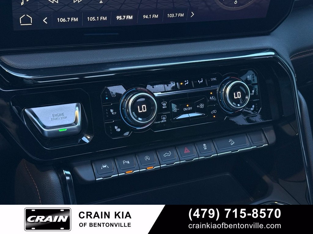 2024 GMC Sierra 1500 AT4 - 4WD / SUNROOF / CLEAN CARFAX