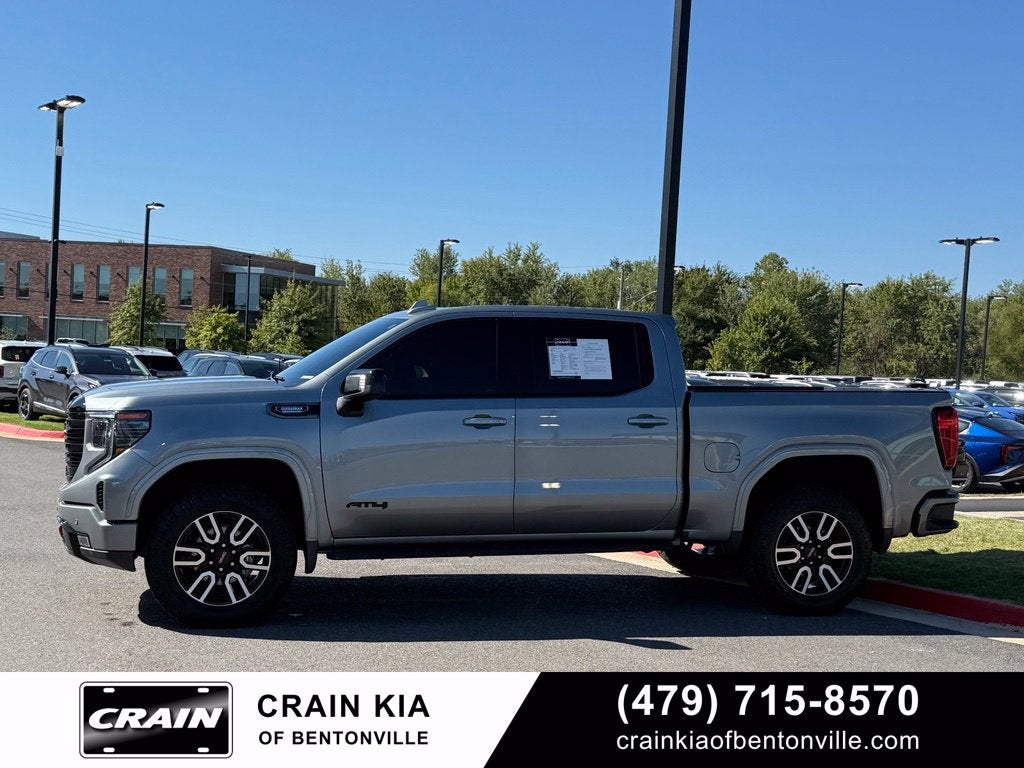 2024 GMC Sierra 1500 AT4 - 4WD / SUNROOF / CLEAN CARFAX