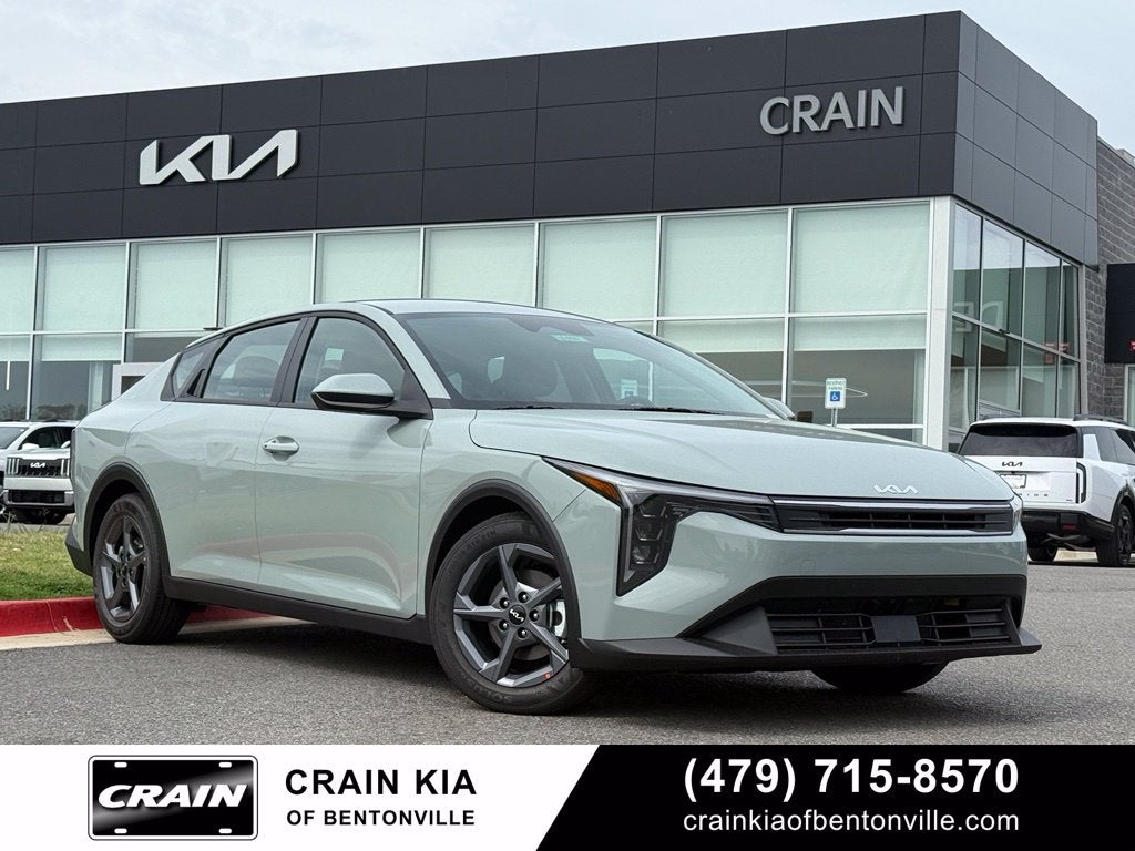 2026 Kia K4 LXS