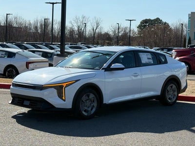 2026 Kia K4 LX