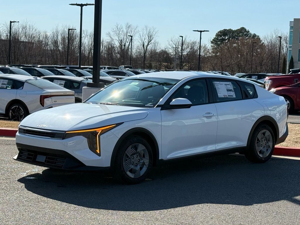 2026 Kia K4 LX