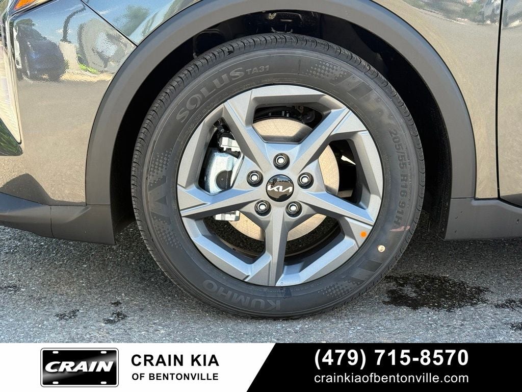 2026 Kia K4 LXS
