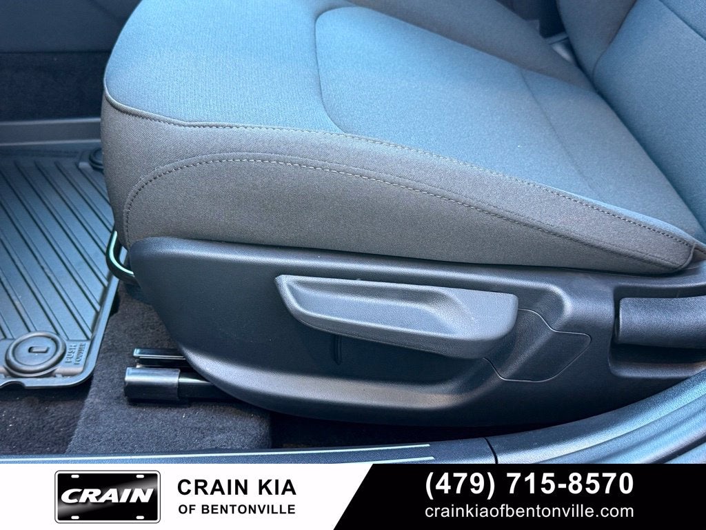 2027 Kia K4 LX