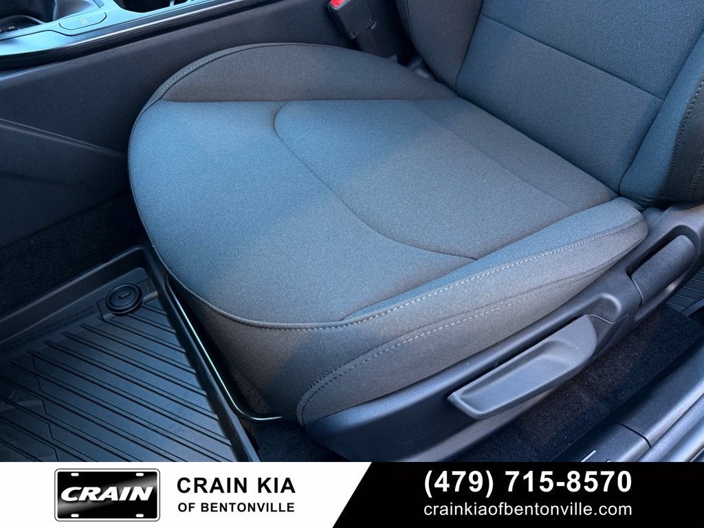 2027 Kia K4 LX