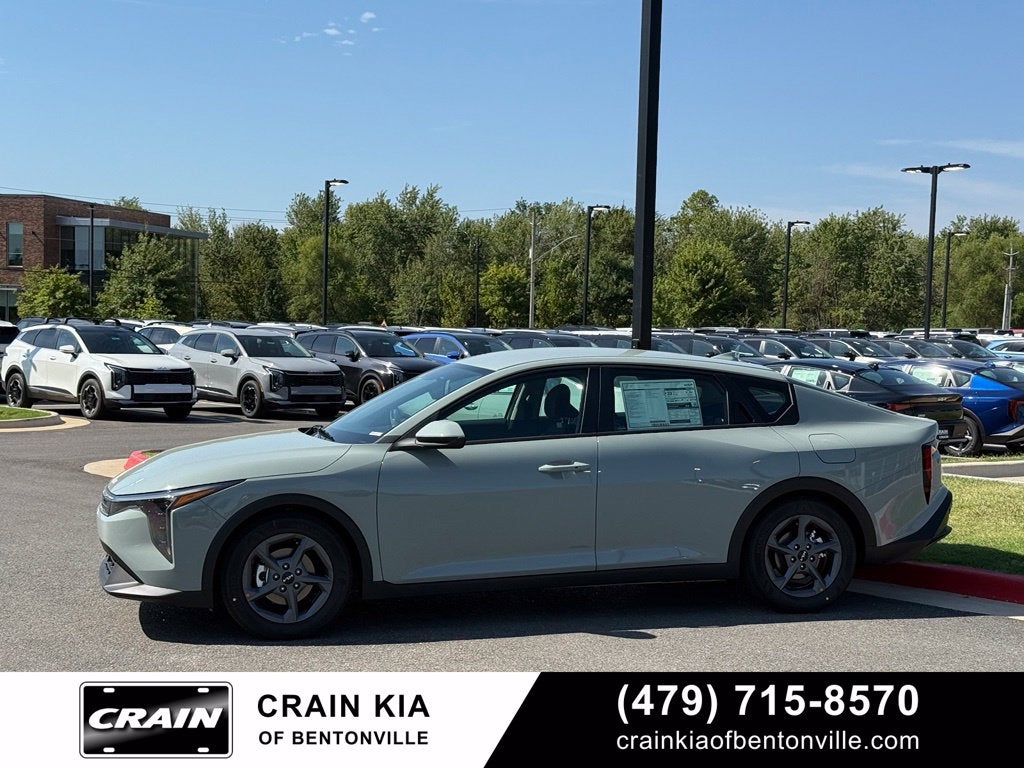 2026 Kia K4 LXS
