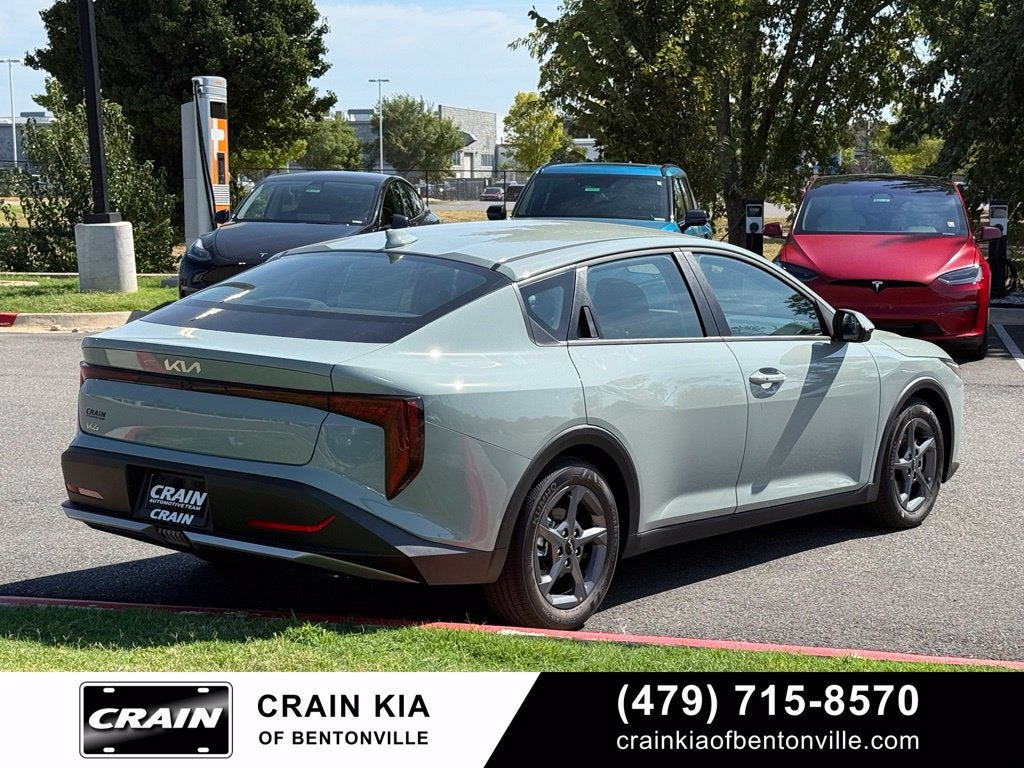 2026 Kia K4 LXS