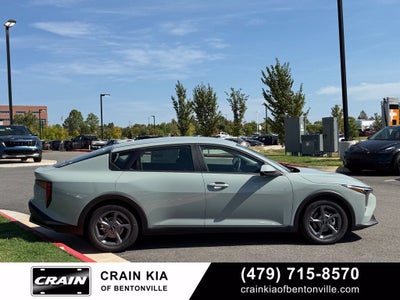 2026 Kia K4 LXS