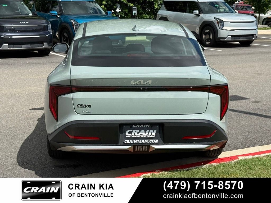 2026 Kia K4 LXS
