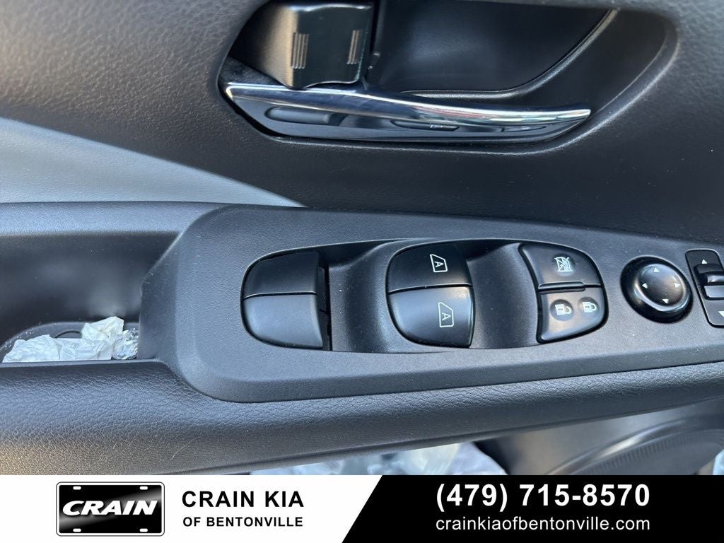 2022 Nissan Kicks SR - CLEAN CARFAX / ONE OWNER