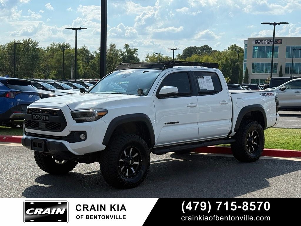 2022 Toyota Tacoma TRD Off-Road Premium V6 - 4WD / SUNROOF / CLEAN CARFAX / LIFTED