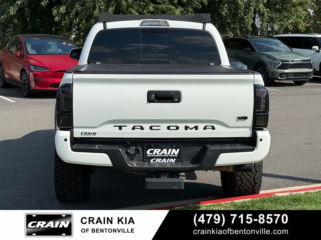 2022 Toyota Tacoma TRD Off-Road Premium V6 - 4WD / SUNROOF / CLEAN CARFAX / LIFTED