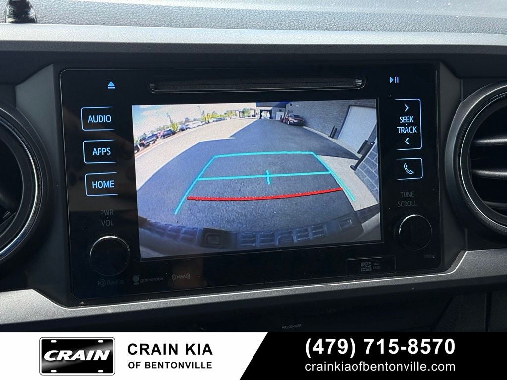2017 Toyota Tacoma TRD Sport V6 - 4WD / CLEAN CARFAX / LIFTED!