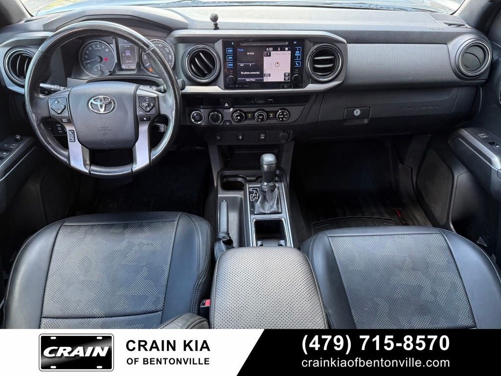 2017 Toyota Tacoma TRD Sport V6 - 4WD / CLEAN CARFAX / LIFTED!