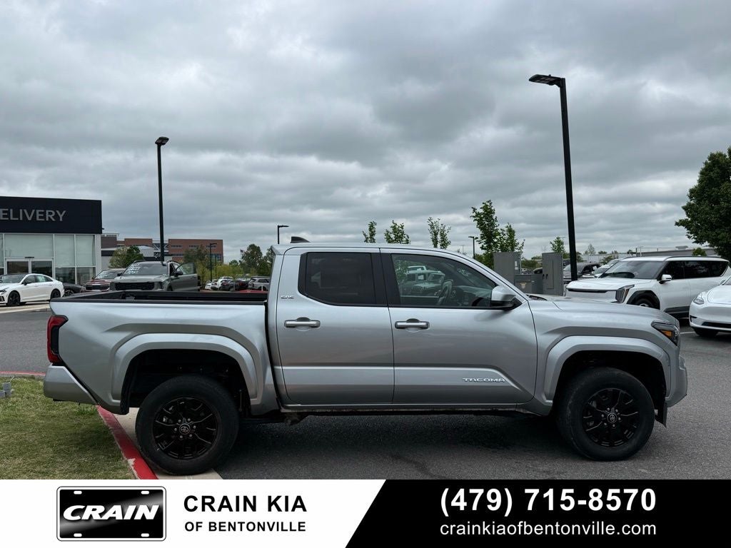 2024 Toyota Tacoma SR5 - CLEAN CARFAX / ONE OWNER