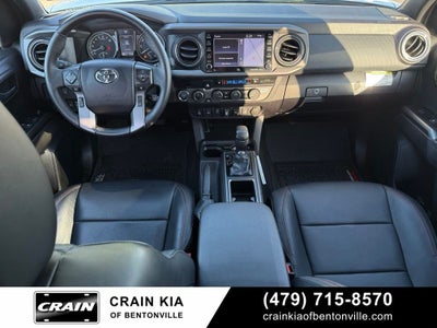 2022 Toyota Tacoma TRD Pro V6 - 4WD / SUNROOF / ONE OWNER