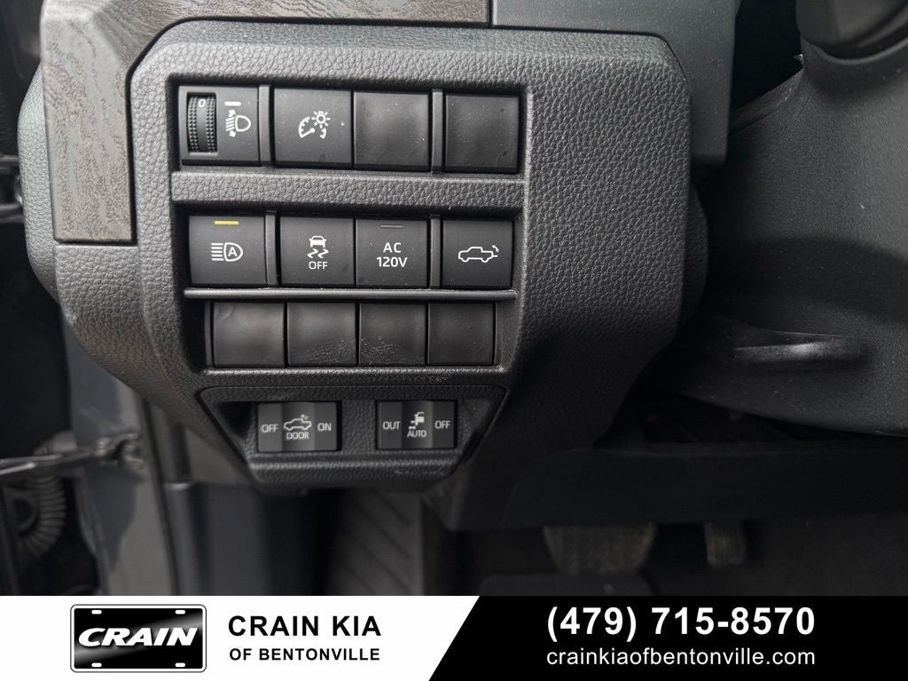2024 Toyota Tacoma Limited - 4WD / SUNROOF