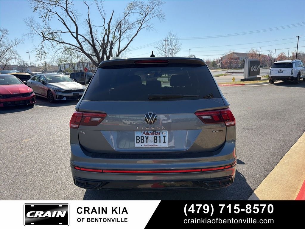 2022 Volkswagen Tiguan 2.0T SE R-Line Black - AWD / PANORAMIC SUNROOF / CLEAN CARFAX