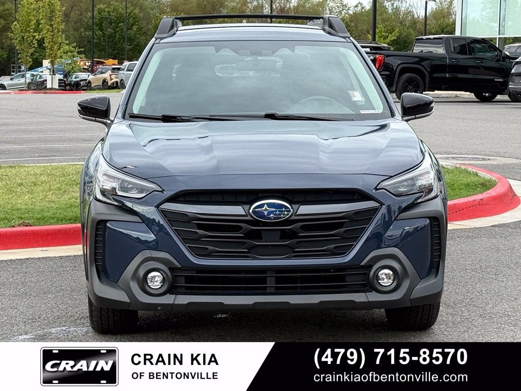 2025 Subaru Outback Premium - AWD / CLEAN CARFAX / ONE OWNER