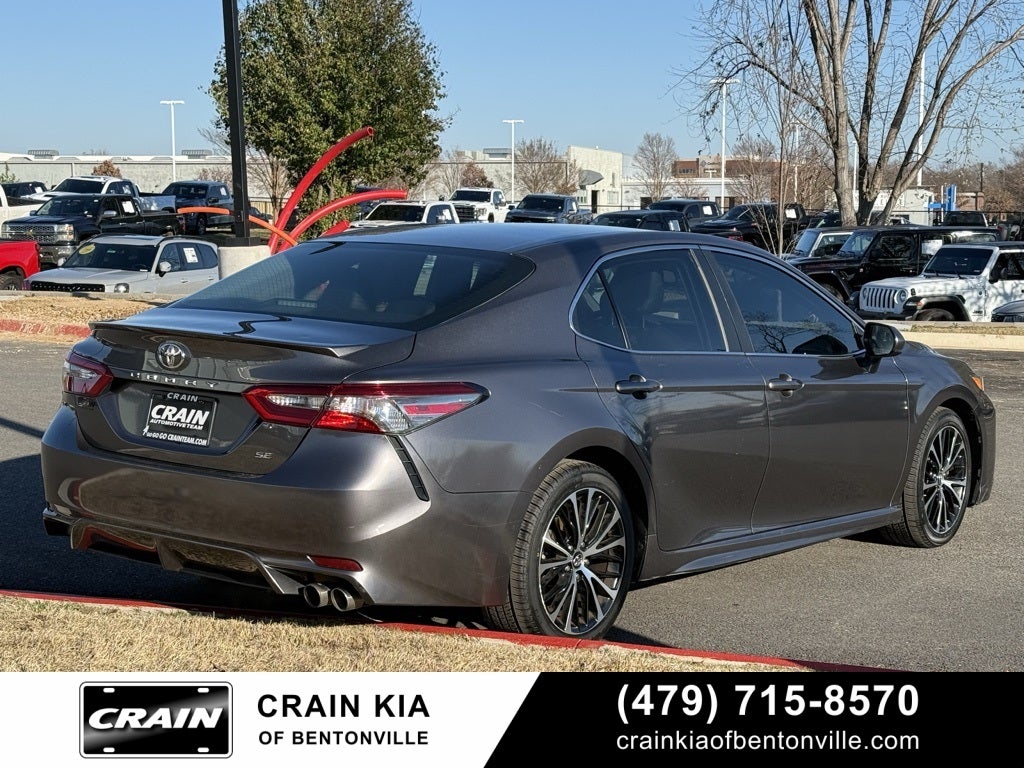 2018 Toyota Camry SE - LEATHER