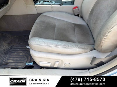 2013 Toyota Camry Hybrid XLE - SUNROOF