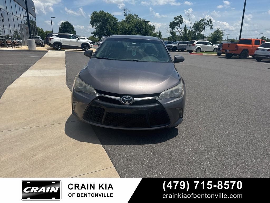 2017 Toyota Camry SE