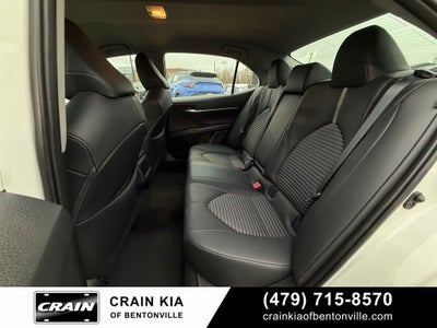 2024 Toyota Camry SE - CLEAN CARFAX / ONE OWNER