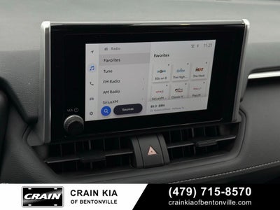 2025 Toyota RAV4 Hybrid XLE - AWD / CLEAN CARFAX / ONE OWNER