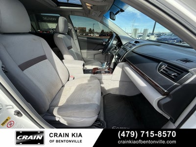 2014 Toyota Camry XLE - SUNROOF