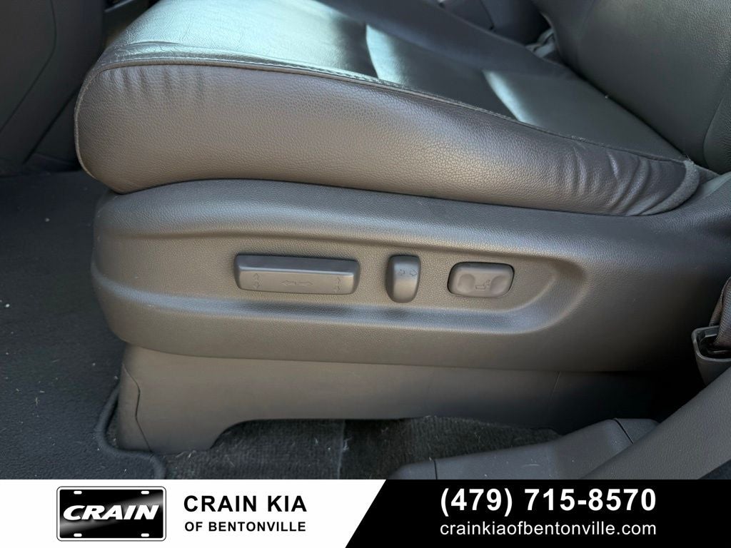 2015 Honda Odyssey Touring - SUNROOF