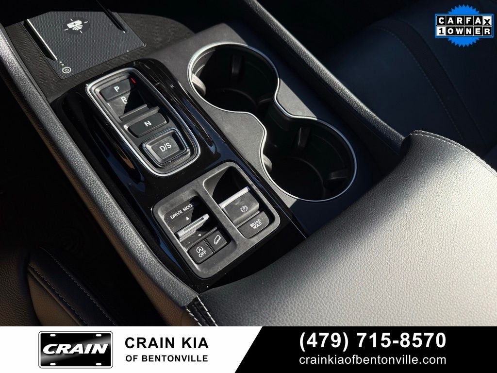 2025 Honda Pilot EX-L - AWD / CLEAN CARFAX / ONE OWNER