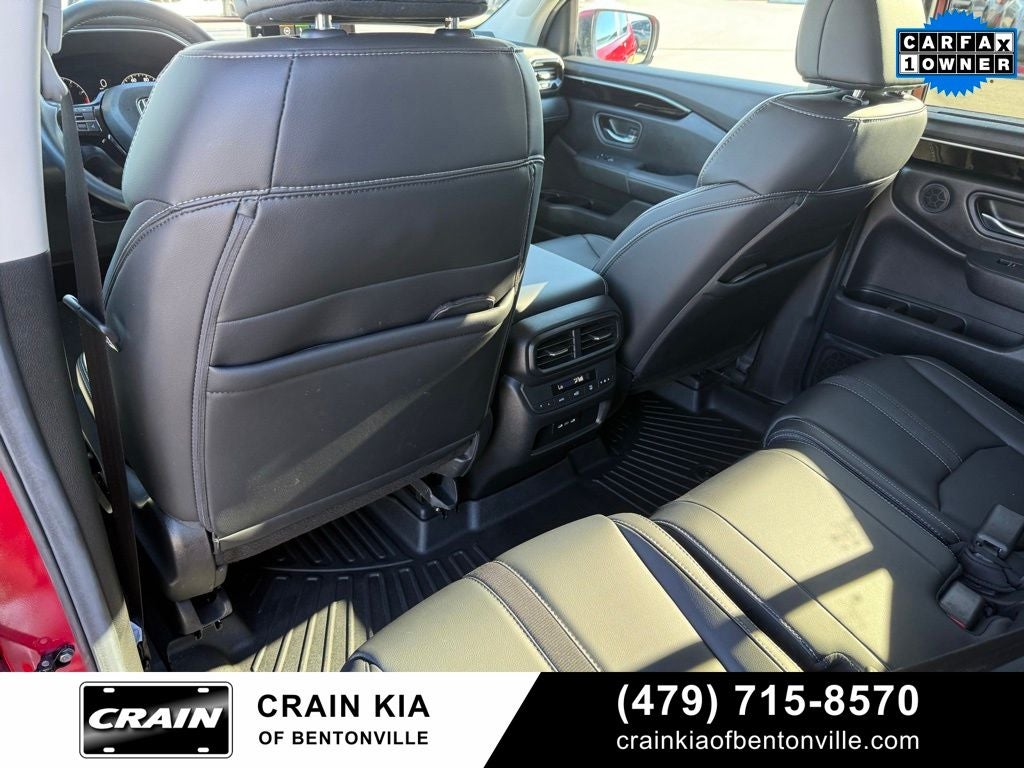 2025 Honda Pilot EX-L - AWD / CLEAN CARFAX / ONE OWNER
