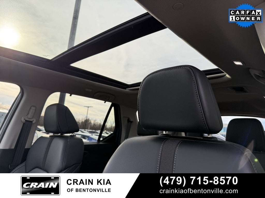 2025 Honda Pilot Touring - PANORAMIC SUNROOF / CLEAN CARFAX / 1 OWNER