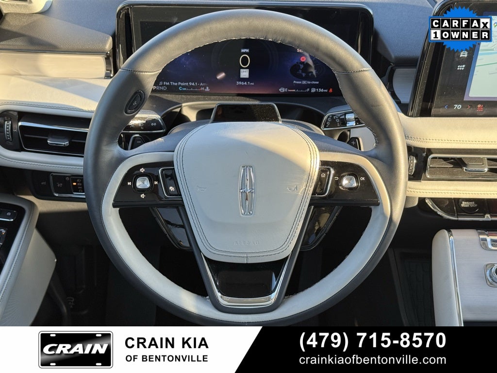 2025 Lincoln Aviator Reserve - AWD / PANORAMIC SUNROOF / ONE OWNER