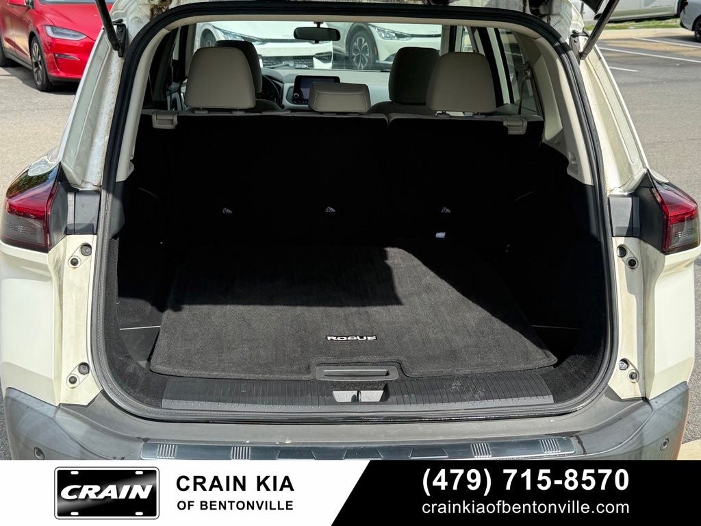 2021 Nissan Rogue SV - CARFAX ONE OWNER