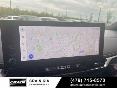 2025 Toyota Sienna Woodland Edition - AWD / DVD / SUNROOF