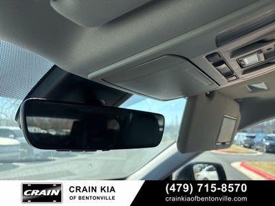 2022 Toyota Highlander XLE - AWD / SUNROOF / CLEAN CARFAX