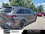 2021 Toyota Sienna XLE 8 Passenger / CLEAN CARFAX