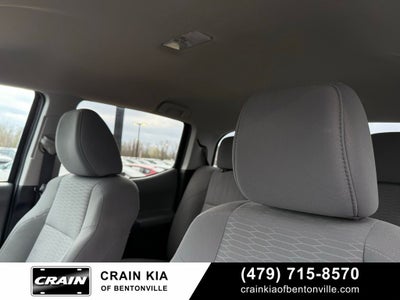 2017 Toyota Tacoma SR5 V6 - 4WD / CARFAX ONE OWNER