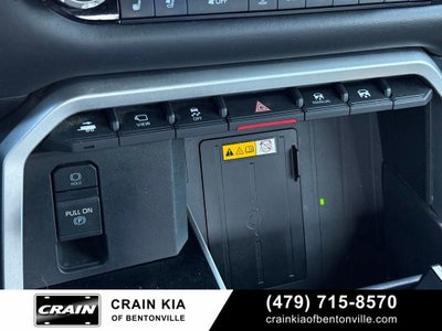 2024 Toyota Tundra Hybrid Platinum - 4WD / PANORAMIC SUNROOF / CARFAX ONE OWNER