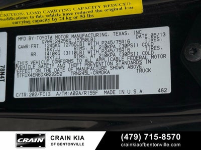 2013 Toyota Tacoma SR5 - 4WD / CARFAX ONE OWNER