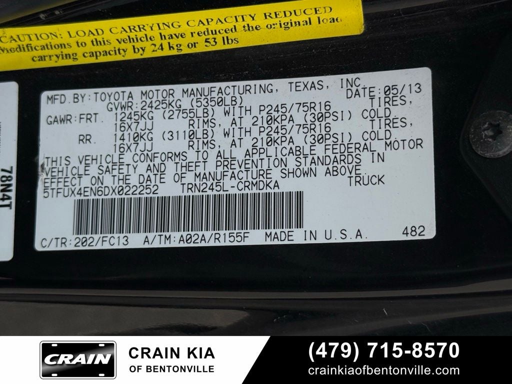 2013 Toyota Tacoma SR5 - 4WD / CARFAX ONE OWNER