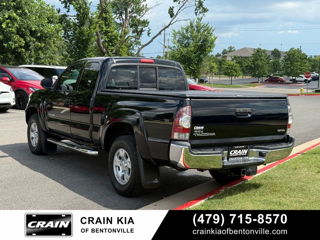2013 Toyota Tacoma SR5 - 4WD / CARFAX ONE OWNER