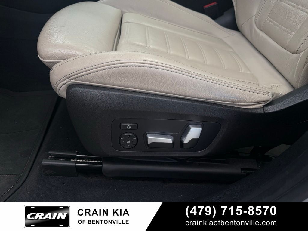 2021 BMW X3 xDrive30i - AWD / PANORAMIC SUNROOF / CLEAN CARFAX