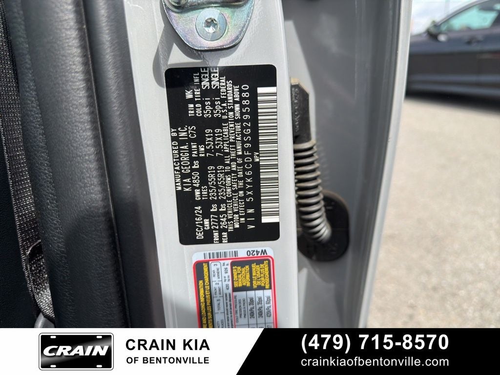 2025 Kia Sportage X-Line - KIA CPO / PANORAMIC SUNROOF / AWD / ONE OWNER