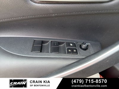 2020 Toyota Corolla SE - CLEAN CARFAX HISTORY